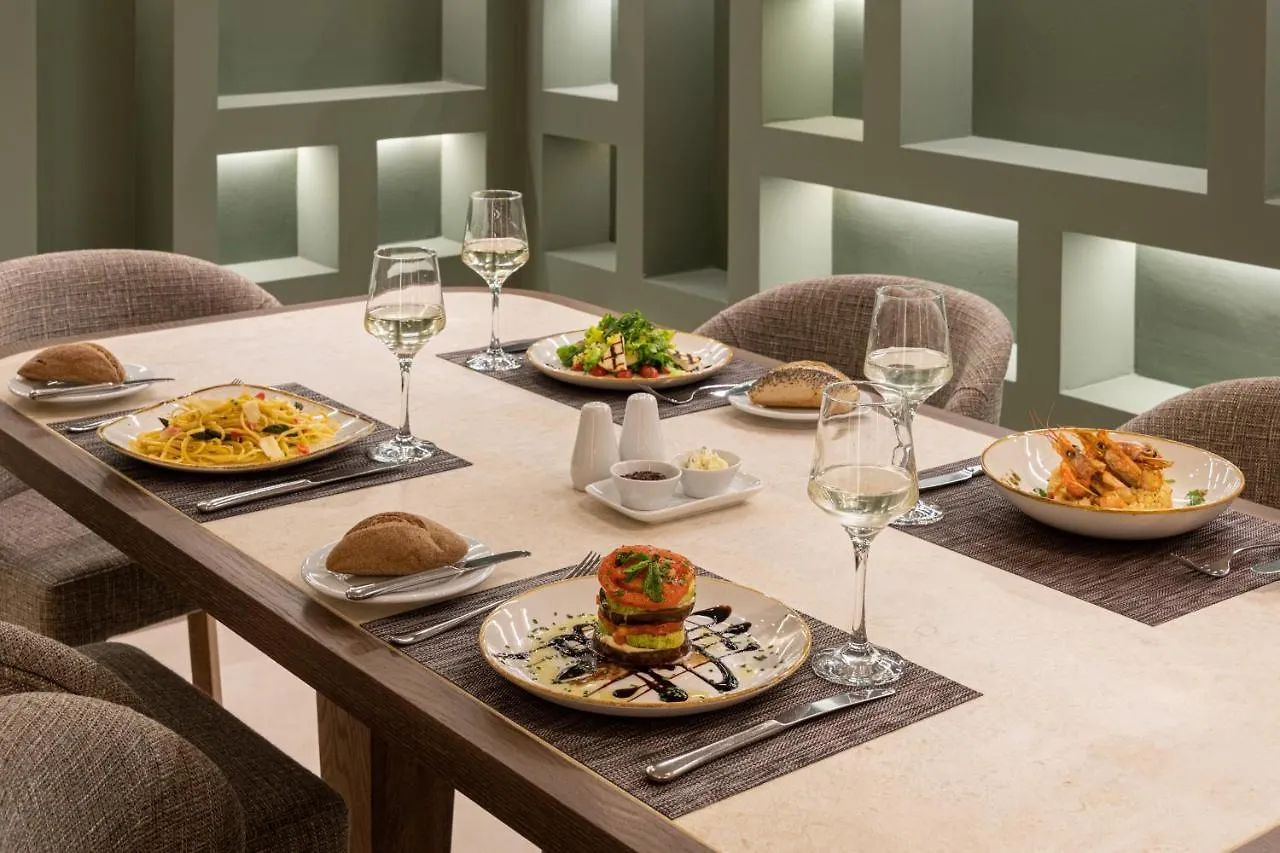 Hotel Holiday Inn Thessaloniki By Ihg