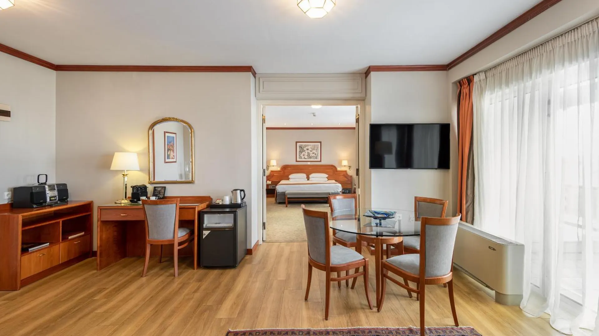 Holiday Inn Thessaloniki By Ihg Hotel