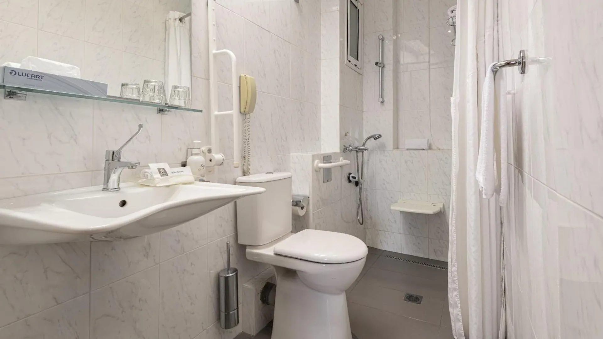 Holiday Inn Thessaloniki By Ihg 5*,